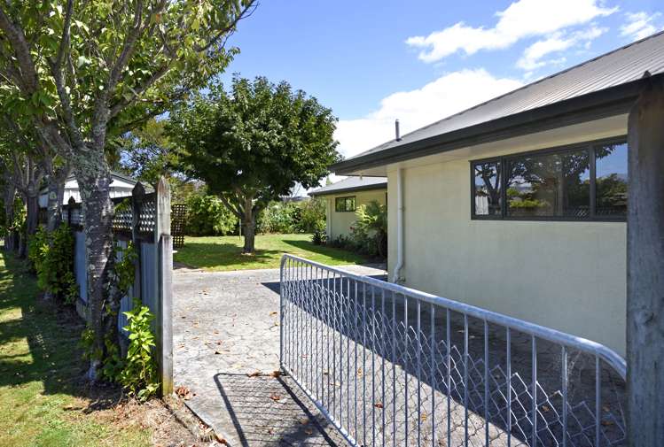 21 Malthouse Crescent Brightwater_17