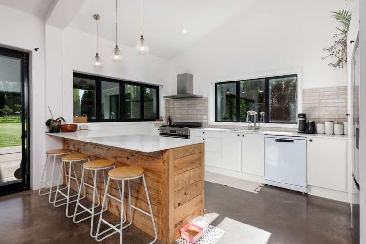 227 Pungaere Road_3