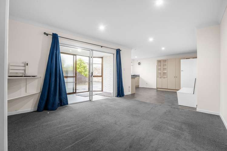 1/81A Carrington Avenue Silverdale_5