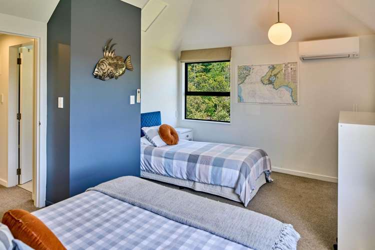 8 Cheviot Road, Lowry Bay Eastbourne_13