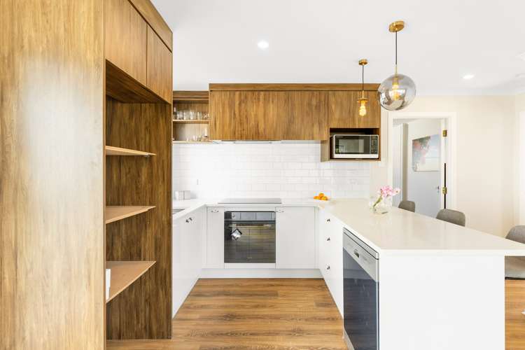 13 Kyle Road Greenhithe_5