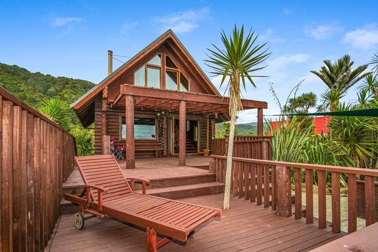 The three-bedroom home on State Highway 6, in Coal Creek, Greymouth, proved popular with buyers. Photo / Supplied