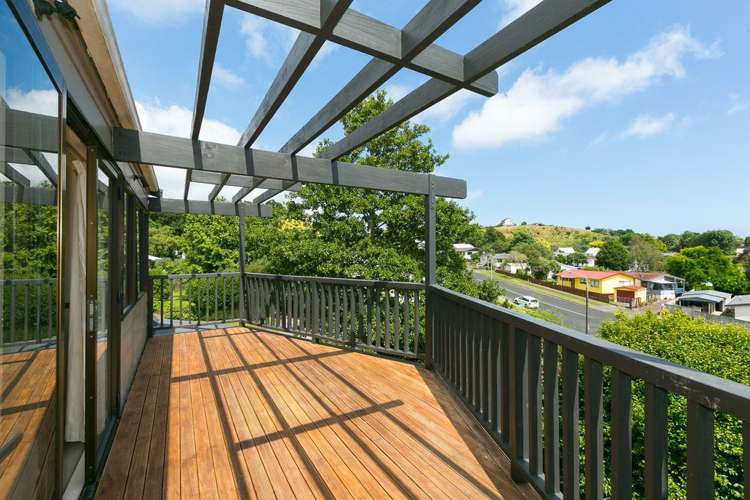 3 Lindaver Grove Merrilands_11