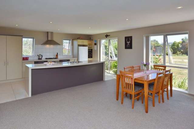 9 John Leith Place Leithfield_2