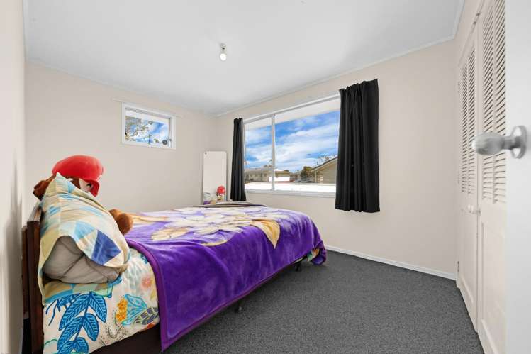 24 Frobisher Way Clendon Park_11