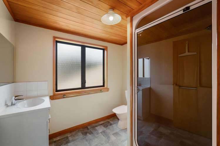 400 Hape Road Thames_21