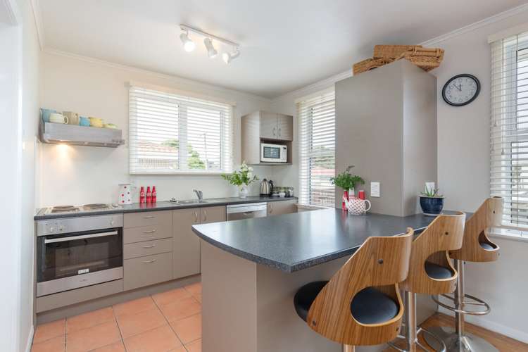 36 Whanga Crescent Titahi Bay_8