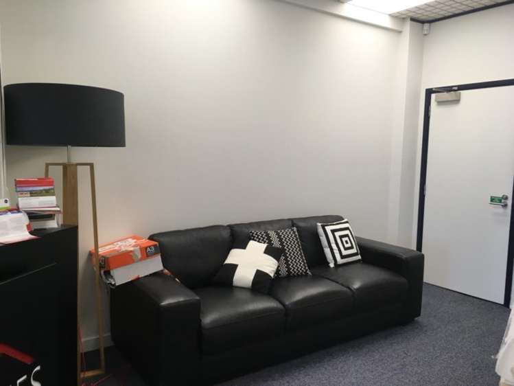 Level 1/6 Hagley Street Porirua_2