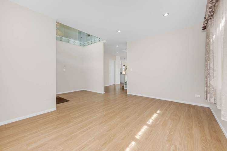 9 Sunshine Lane Flat Bush_2