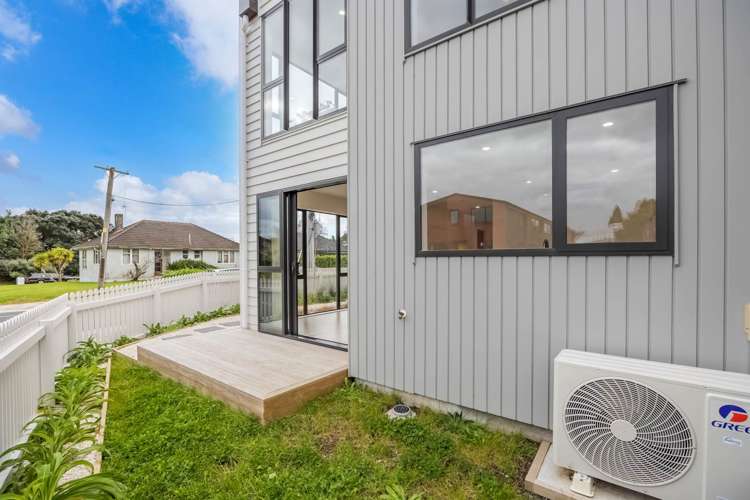 9/4 Dunkirk Road Panmure_16