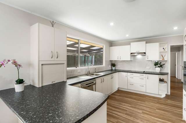 14 Flamingo Court Goodwood Heights_4