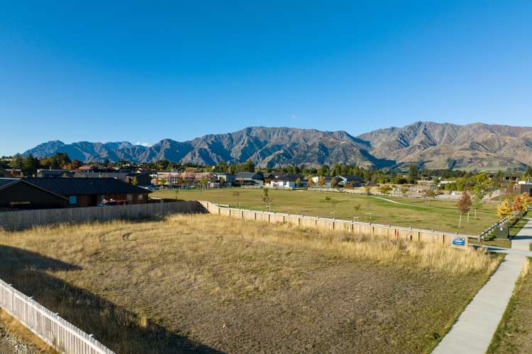 7 Dingle Street Lake Hawea_9