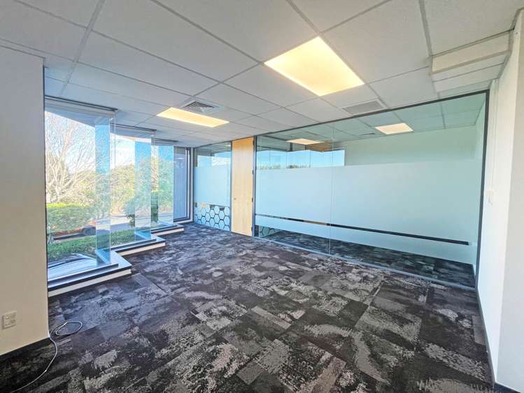 Level 1/131 Montgomerie Road Mangere_5
