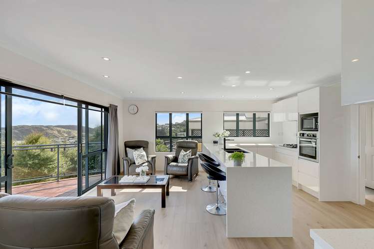 7 Cromarty Place Papakowhai_2