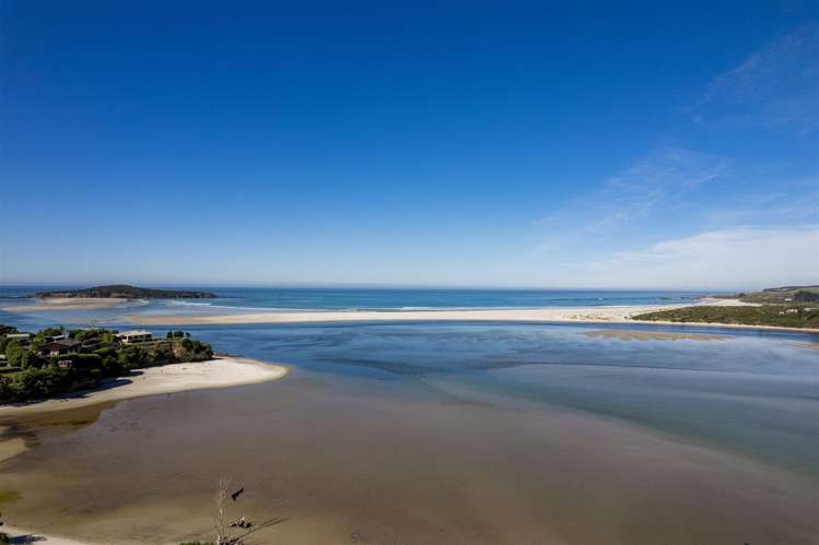 1390 Taieri Mouth Road Taieri Mouth_26