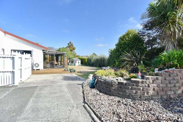 300 Lake Terrace Road Shirley_14