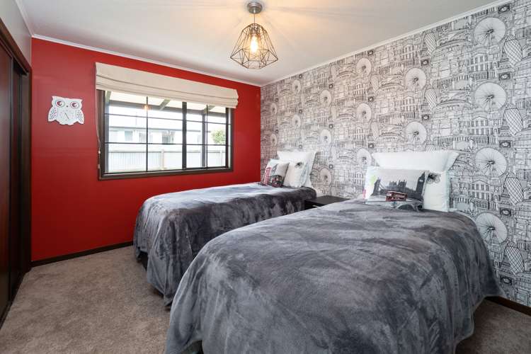 5 Glassey Drive Allenton_11