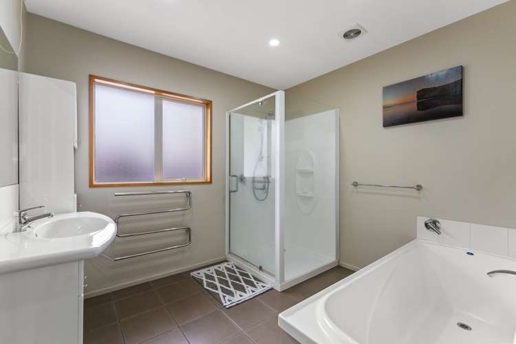 44 Oxley Crescent Broad Bay_14