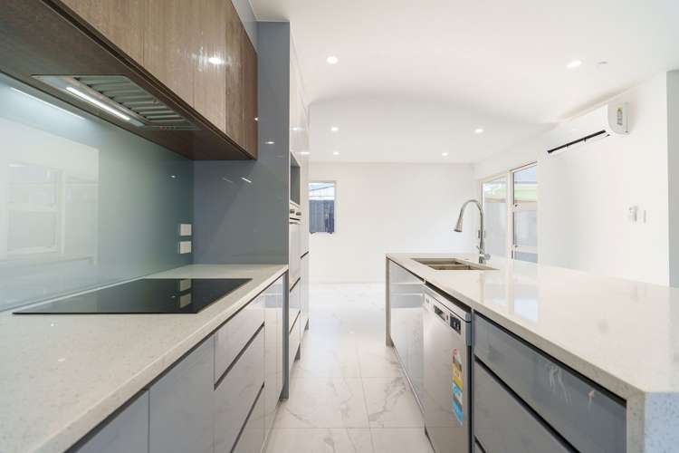 14 Sunlands Drive Manurewa_10