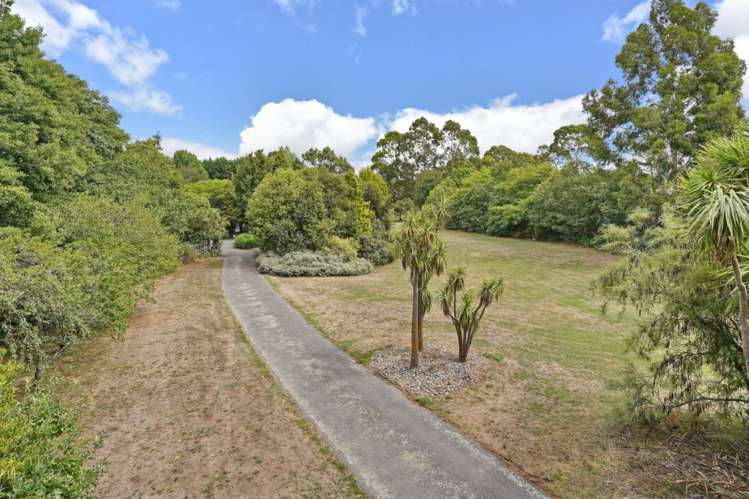 49 Chinnerys Road Woodend_19