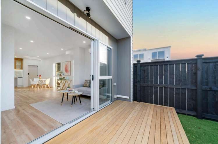 1-2/30 Carruth Road Papatoetoe_11
