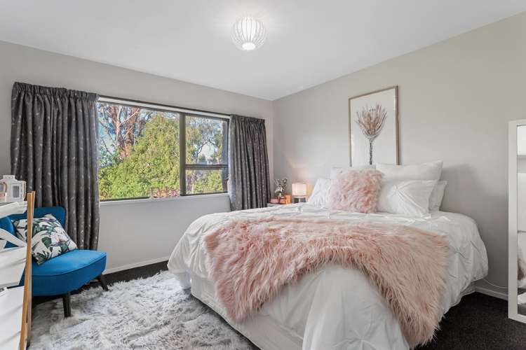 2 Woodfield Place Woodend_12