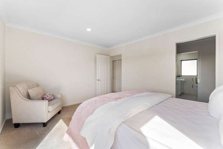 6a Highlight Parade Te Atatu South_14