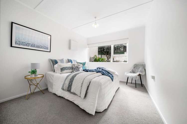 2/100 Sunrise Avenue Mairangi Bay_17