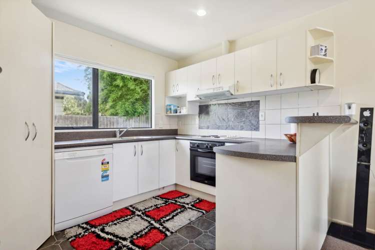 69 Gray Avenue Mangere East_17