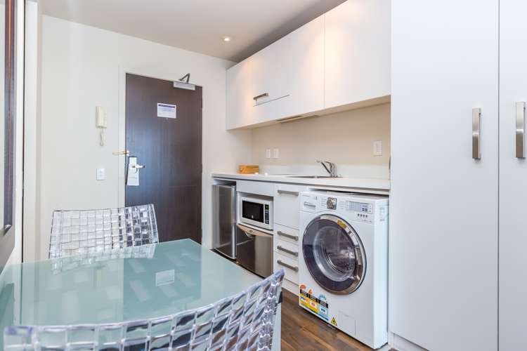 1214/10 Waterloo Quadrant Auckland Central_7
