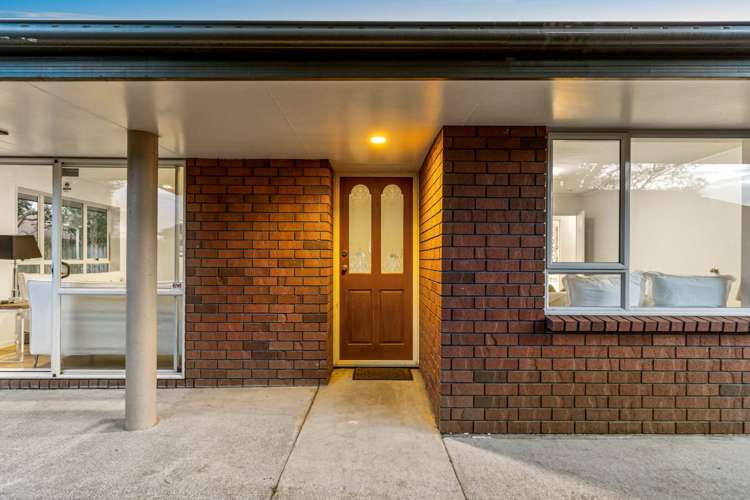 10 Blowers Place Flat Bush_17