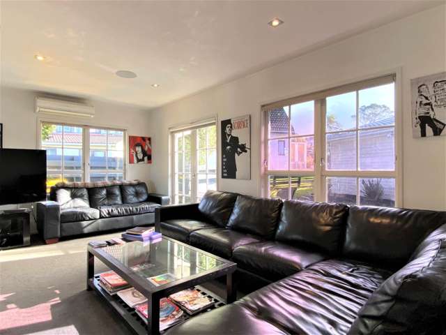 3/220 East Coast Road Forrest Hill_2