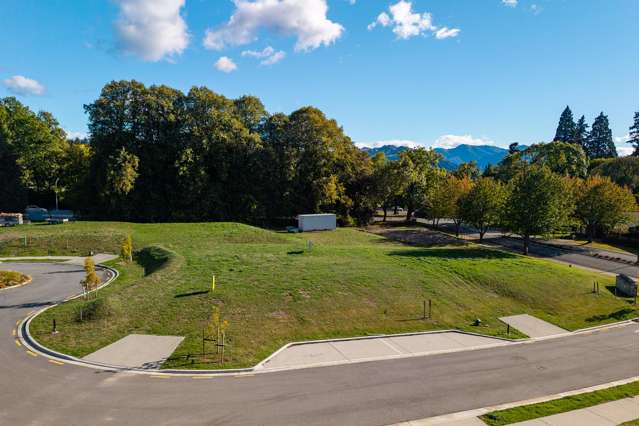 4 and 9 Theodore Court Wanaka_3