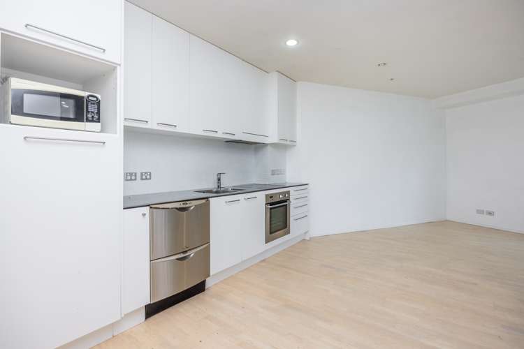 1212/30 Beach Road Auckland Central_2