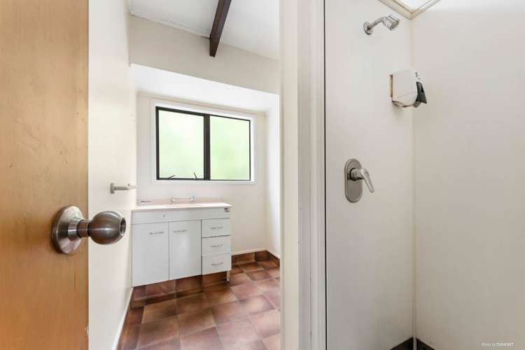 66 Tiverton Road New Windsor_11