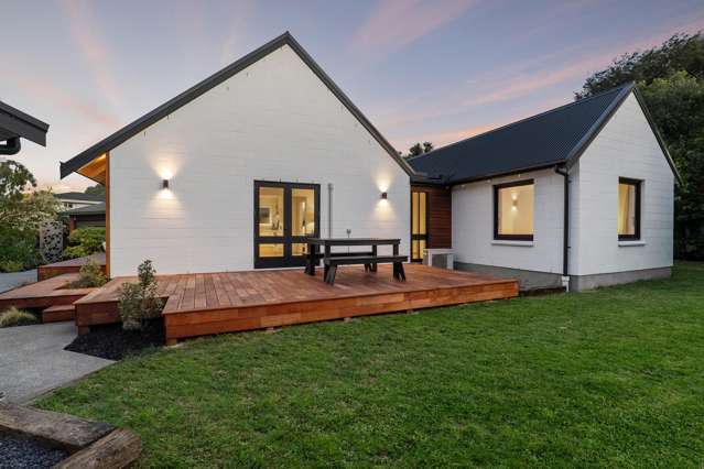 10 Esher Place Saint Martins_1