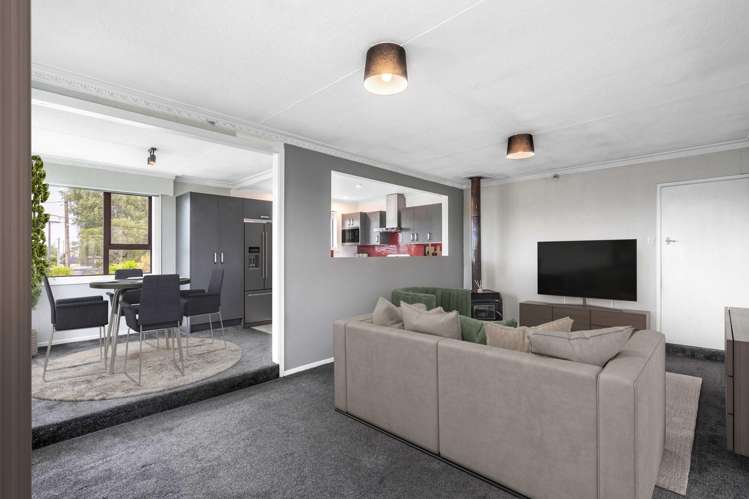 52 Edinburgh Crescent Waikiwi_4