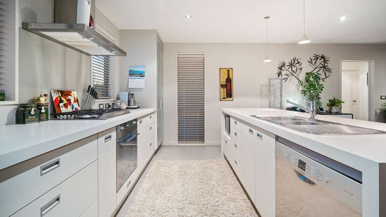 15 Len Hale Place Parklands_6