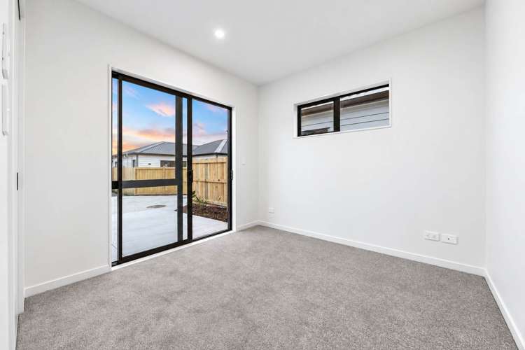 6 Furlough Road Opaheke_29