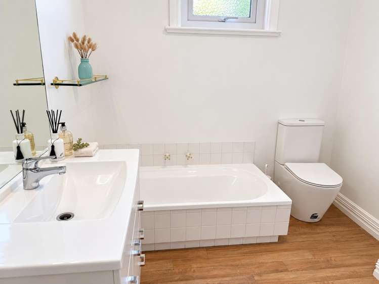 1/127 Woburn Road Woburn_21