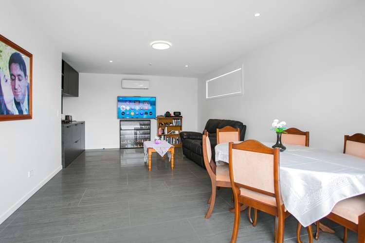 4 Alan Livingston Drive Cambridge_24