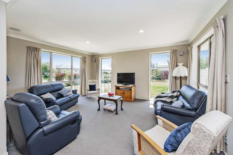 5 Stanwood Grove Darfield_7