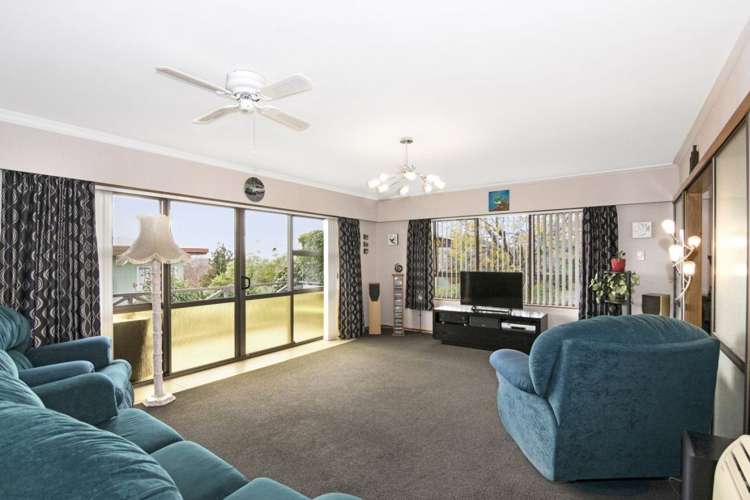 7 Farnham Drive Richmond_6