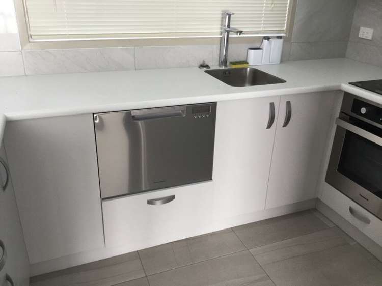 3/2 Vodanovich Road Te Atatu South_3