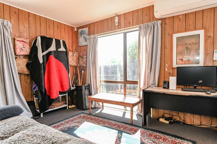 319 Flaxmere Avenue Flaxmere_5