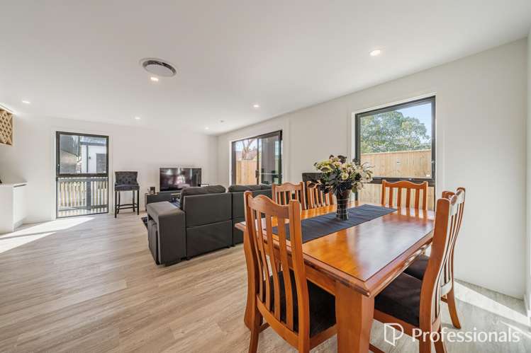 14 Elina Way Heretaunga_6