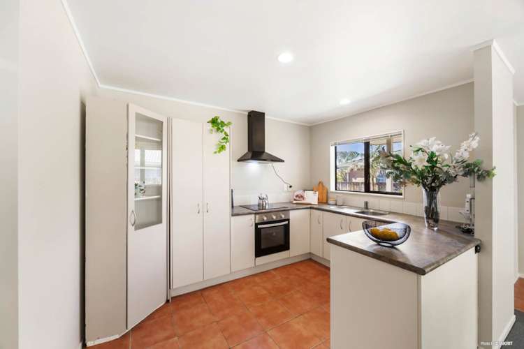 564 Massey Road Mangere_6