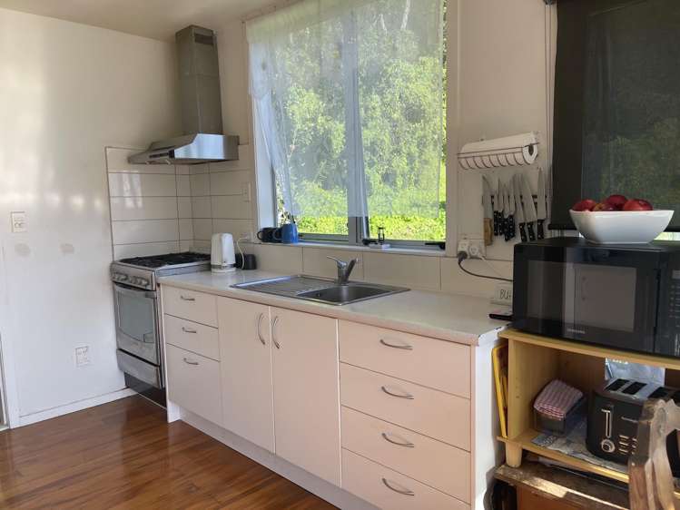 57 Seaview Road Piha_7