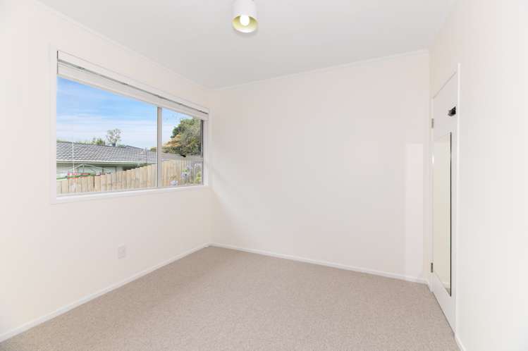 52 Kamara Road Glen Eden_13