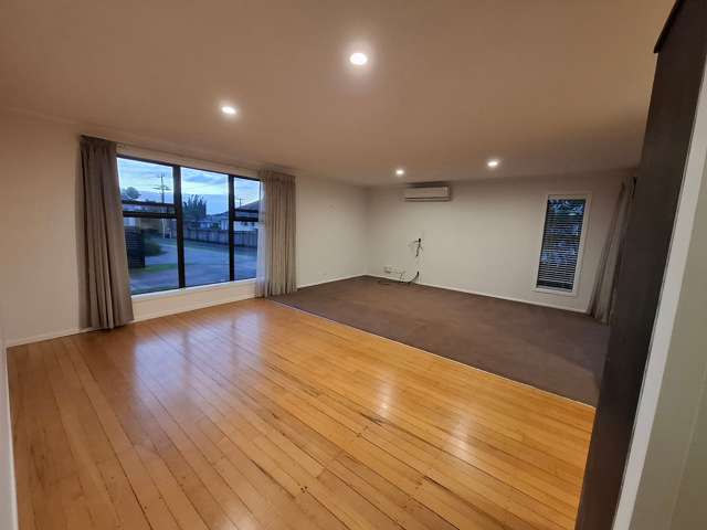 22A Kirrie Avenue Te Atatu South_2
